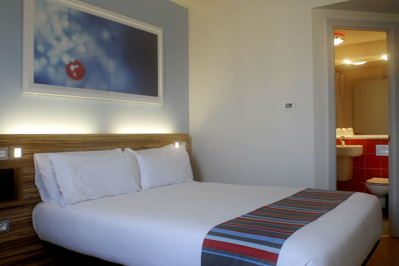 Travelodge Croydon Central 외부 사진