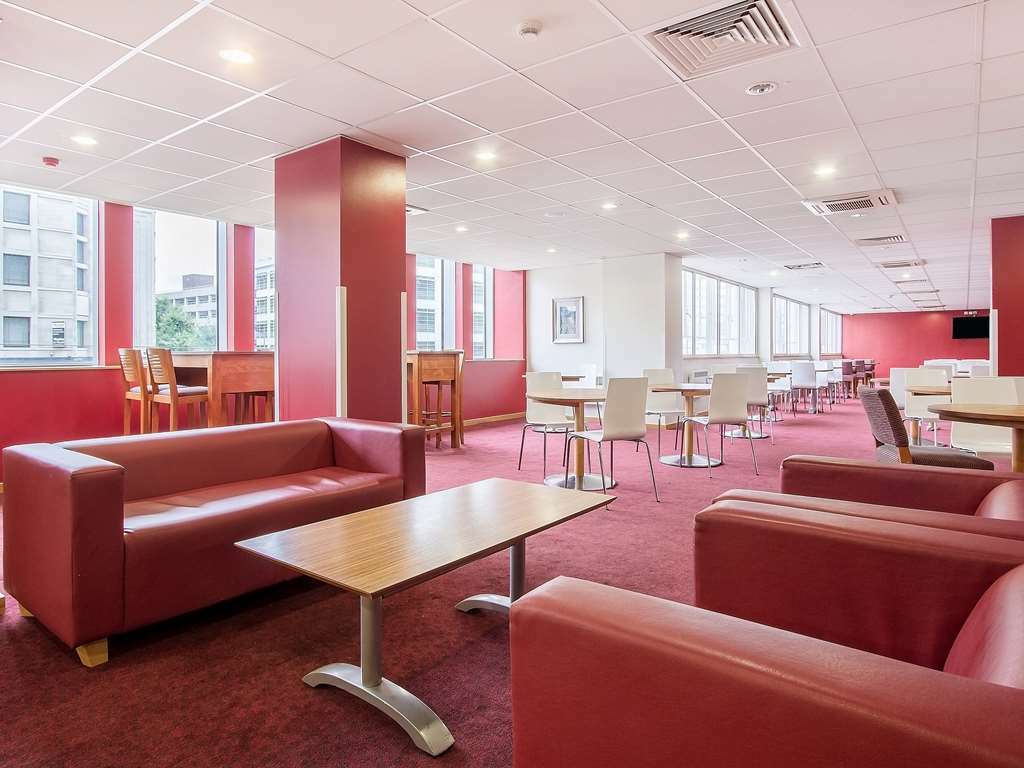 Travelodge Croydon Central 레스토랑 사진